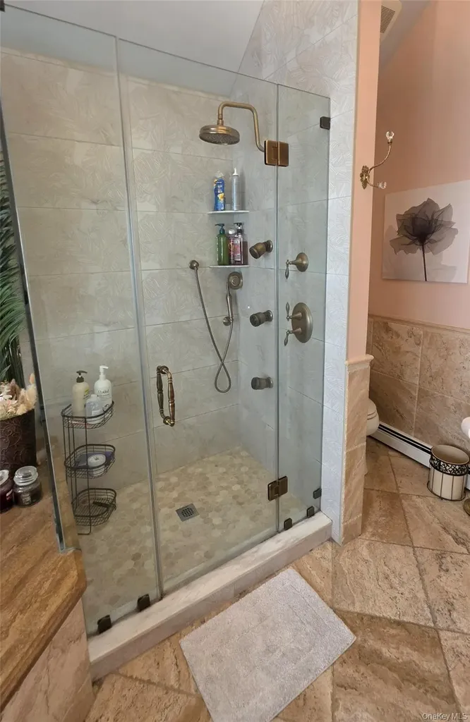 185 W Islip Road West Islip NY 11795