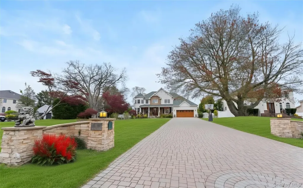 185 W Islip Road West Islip NY 11795