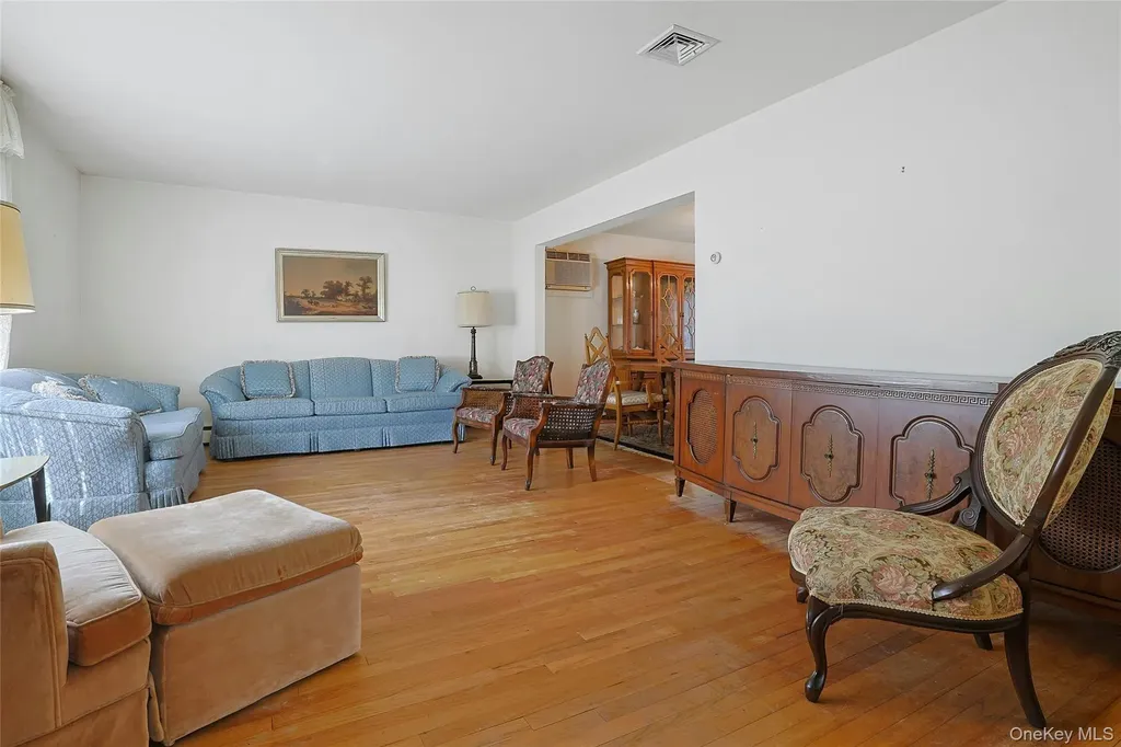 150 Windermere Drive Yonkers NY 10710