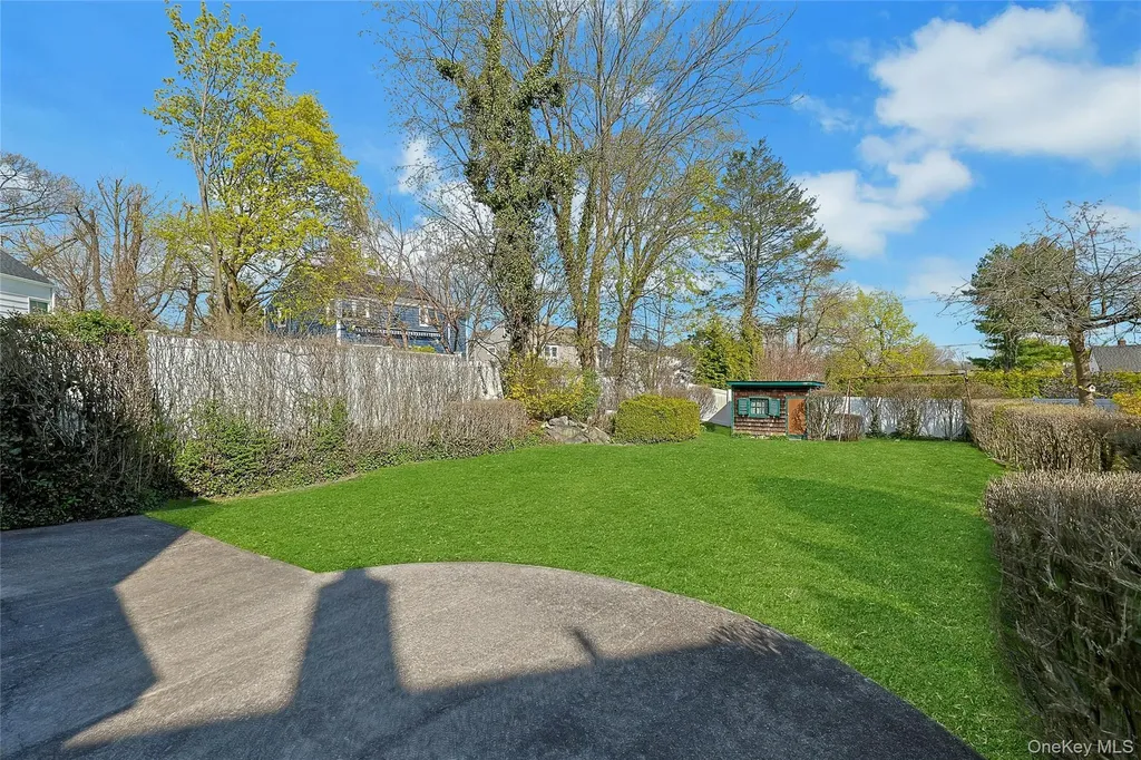 150 Windermere Drive Yonkers NY 10710