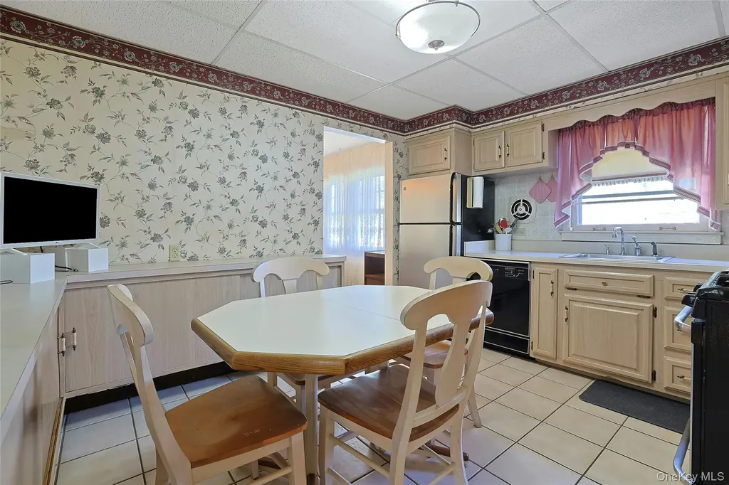 150 Windermere Drive Yonkers NY 10710