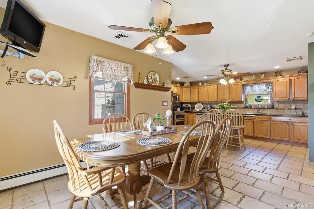 2185 Howard Place Bellmore NY 11710