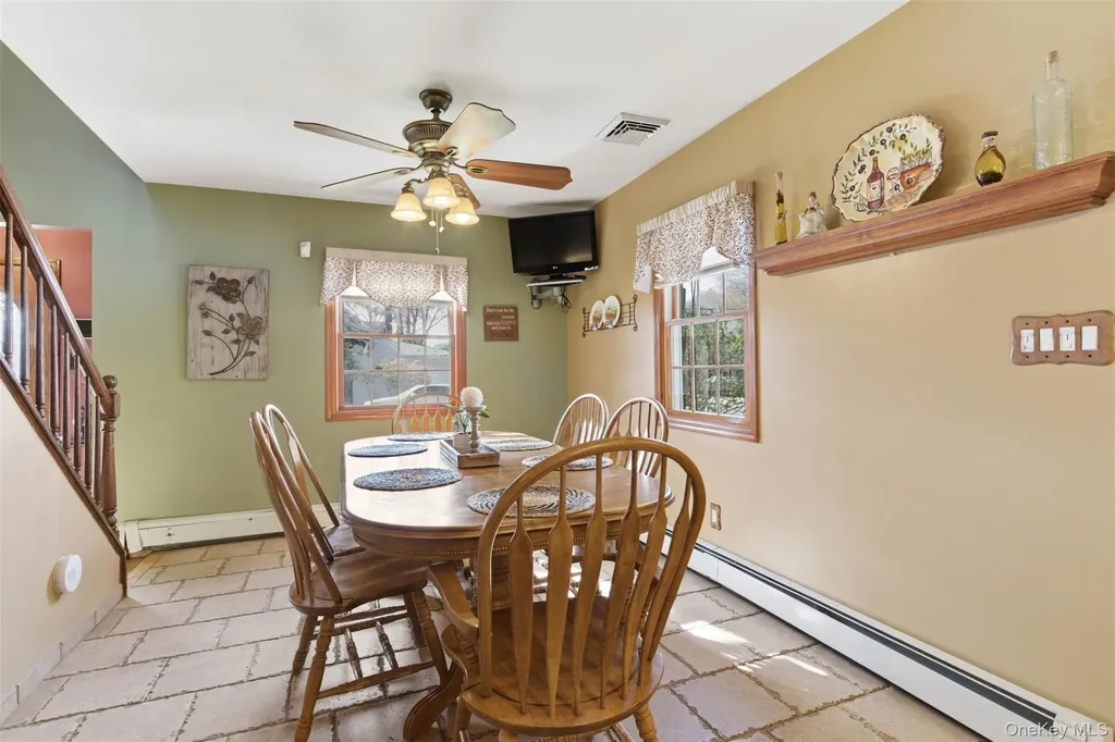 2185 Howard Place Bellmore NY 11710