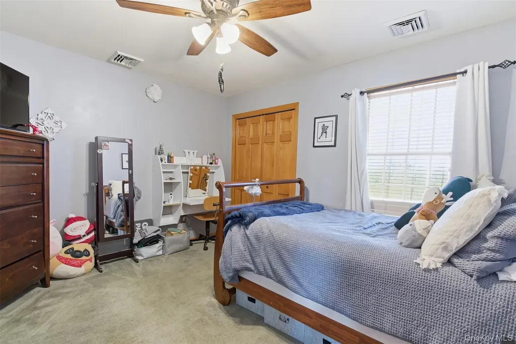 2185 Howard Place Bellmore NY 11710