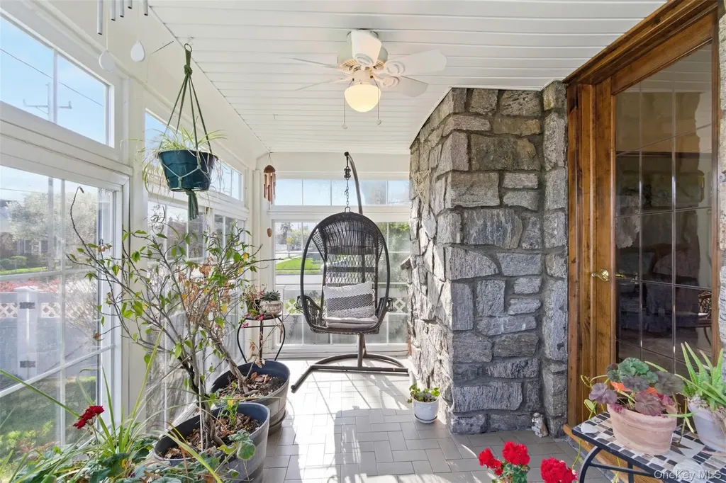 2185 Howard Place Bellmore NY 11710