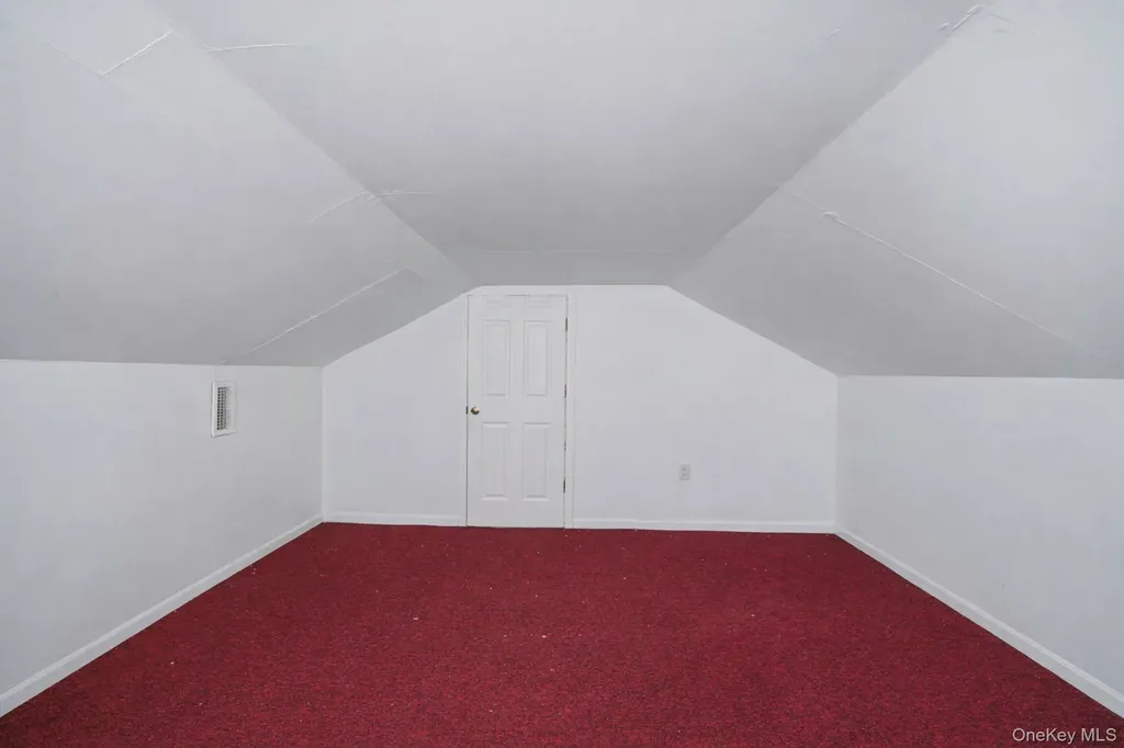 48 Hillside Avenue Freeport NY 11520