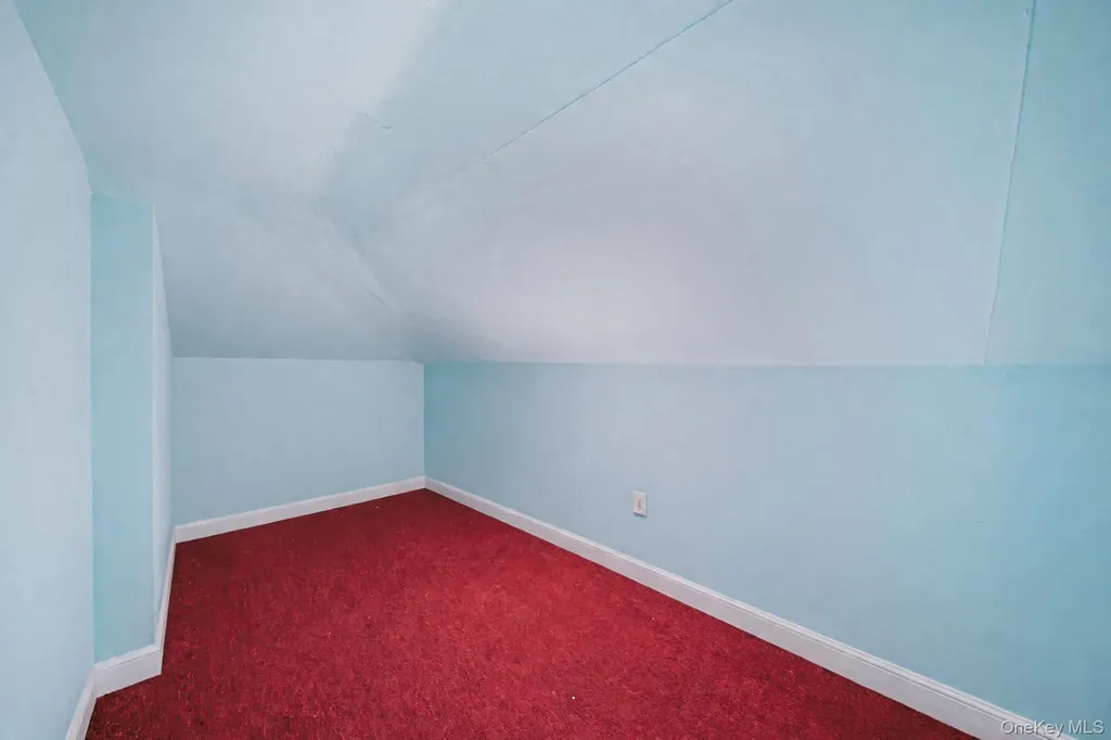 48 Hillside Avenue Freeport NY 11520