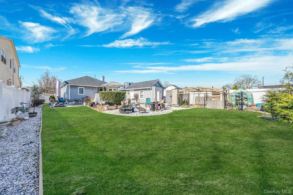 48 Hillside Avenue Freeport NY 11520