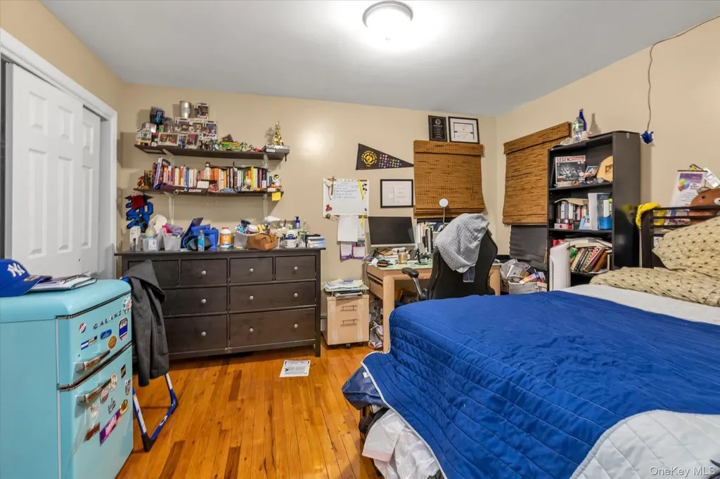 38 5th Street Valley Stream NY 11581