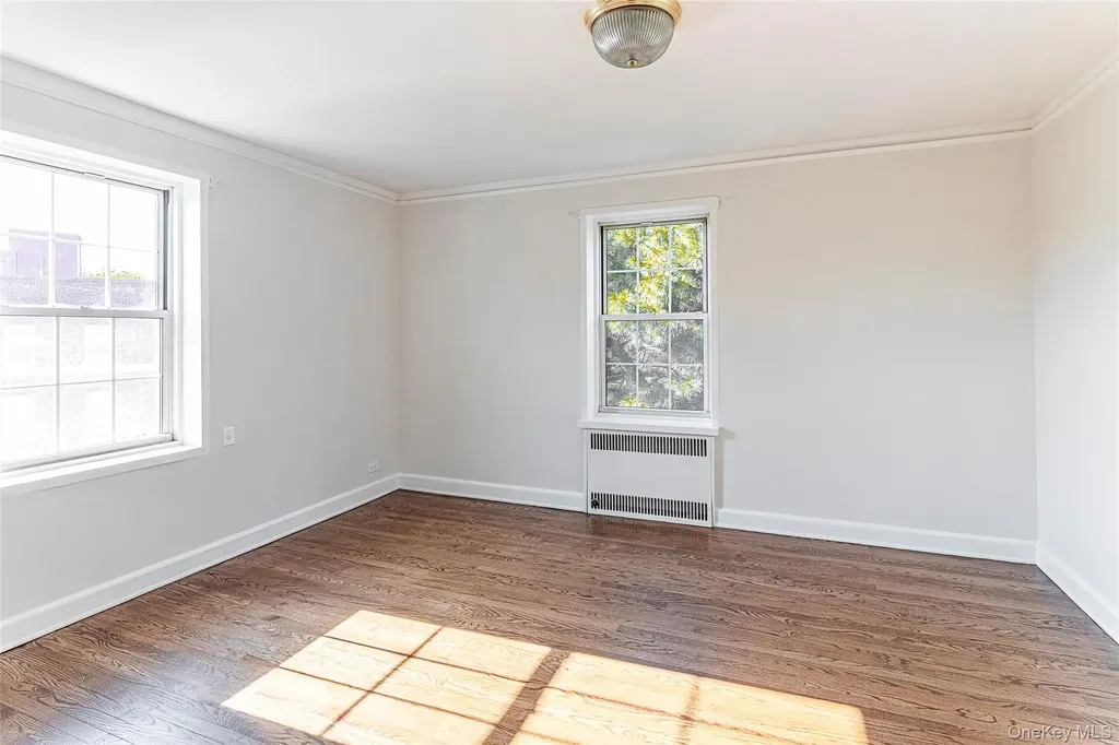 6 Midland Gardens Bronxville NY 10708