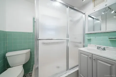 33 Hopper Street Pleasantville NY 10570
