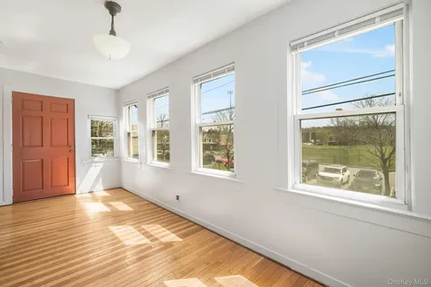 33 Hopper Street Pleasantville NY 10570