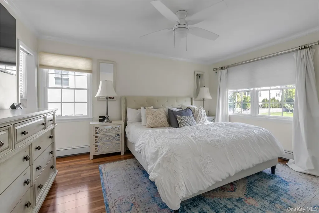 23 Grove Street Cold Spring Harbor NY 11724