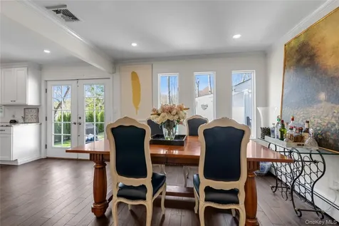 23 Grove Street Cold Spring Harbor NY 11724