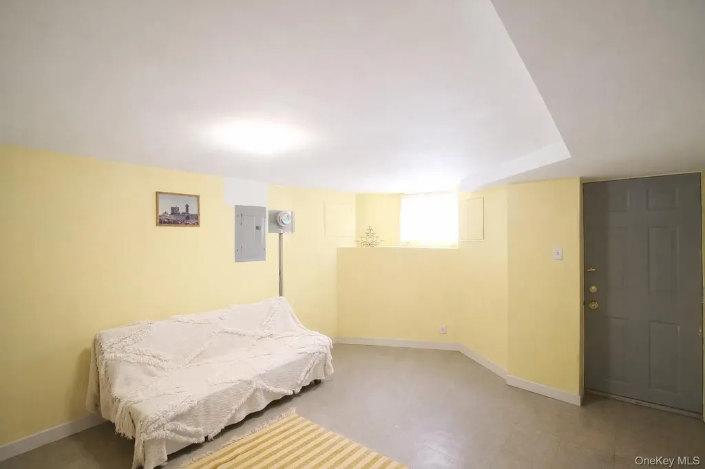 232 N Henry Street Brooklyn NY 11222