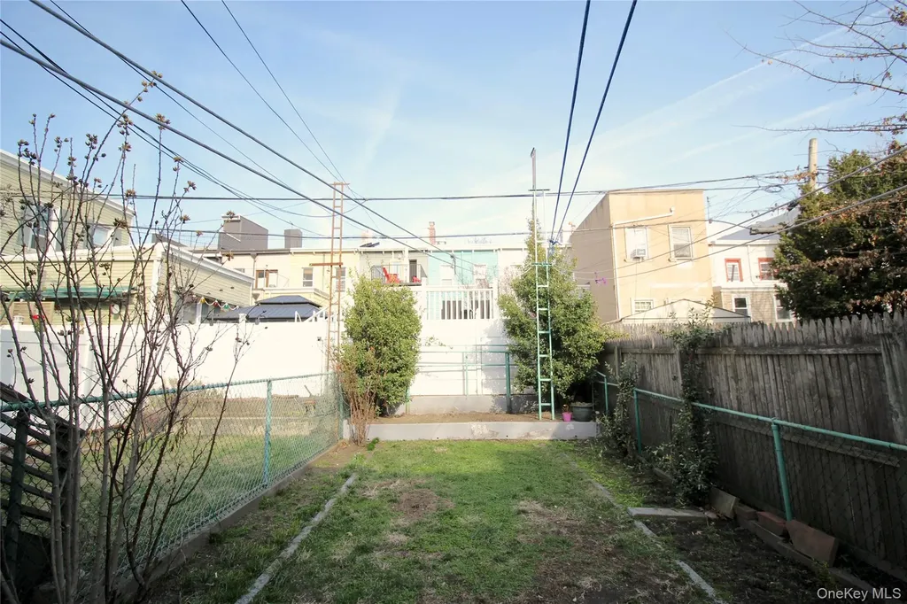 232 N Henry Street Brooklyn NY 11222