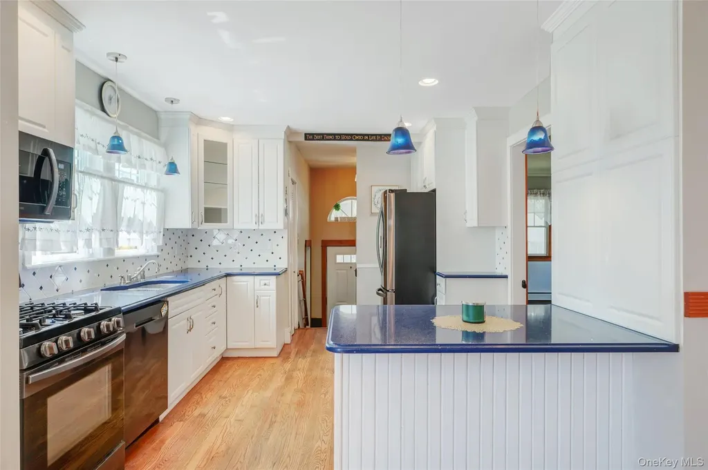 326 Litchfield Avenue Babylon NY 11702