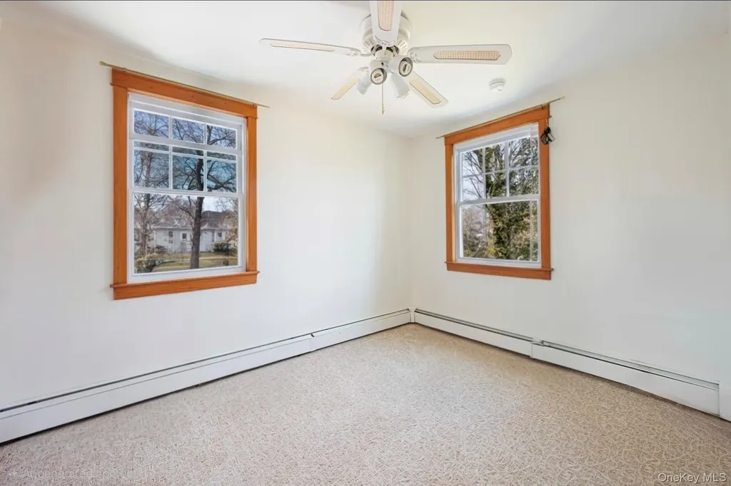 326 Litchfield Avenue Babylon NY 11702