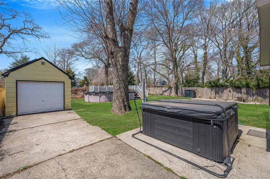 326 Litchfield Avenue Babylon NY 11702