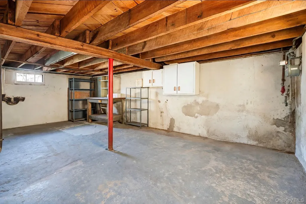 326 Litchfield Avenue Babylon NY 11702