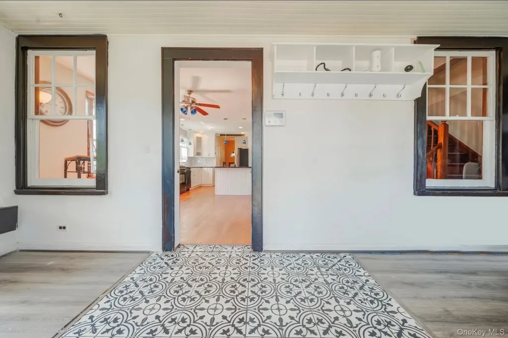 326 Litchfield Avenue Babylon NY 11702