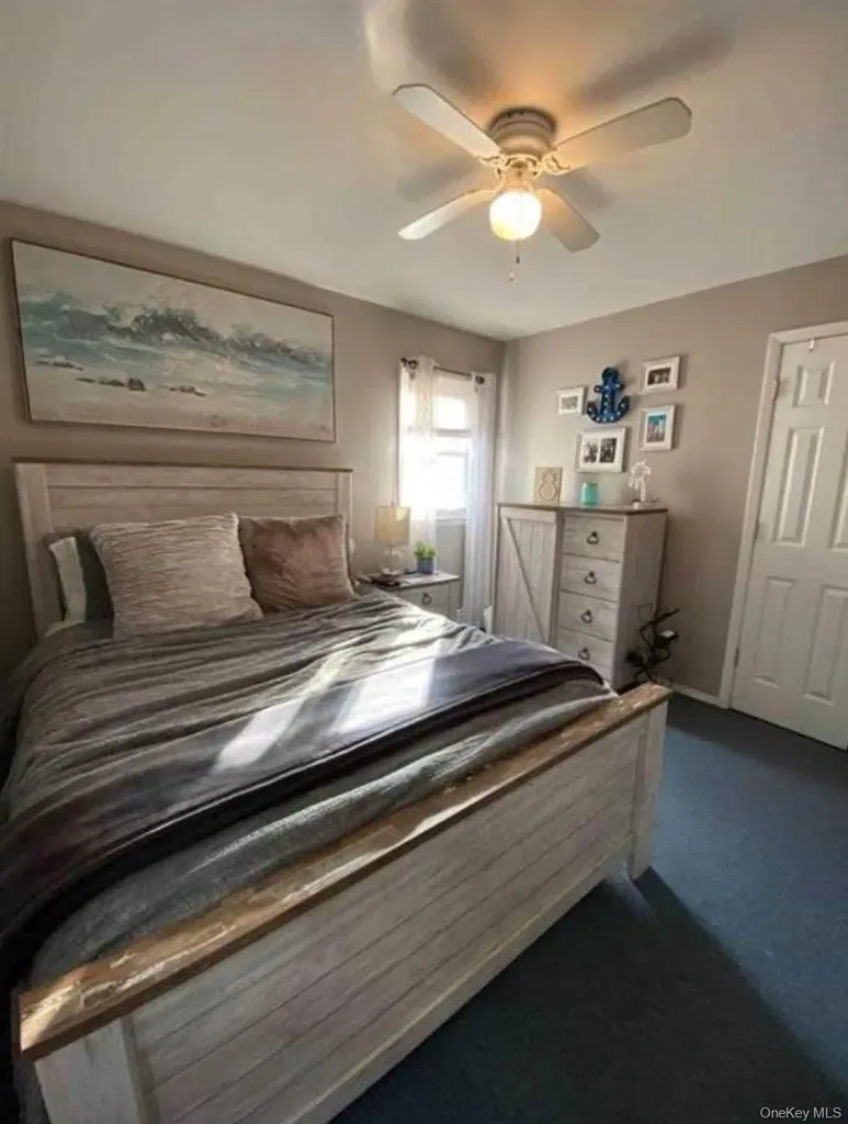 552 E Walnut Street Long Beach NY 11561