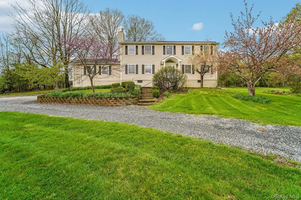 71 Four Corners Road Warwick NY 10990