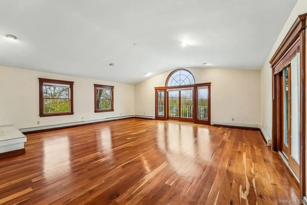 71 Four Corners Road Warwick NY 10990