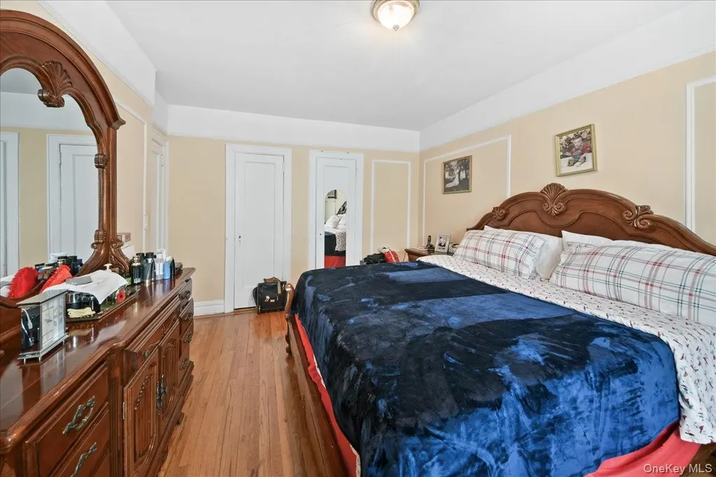 2445 Yates Avenue Bronx NY 10469