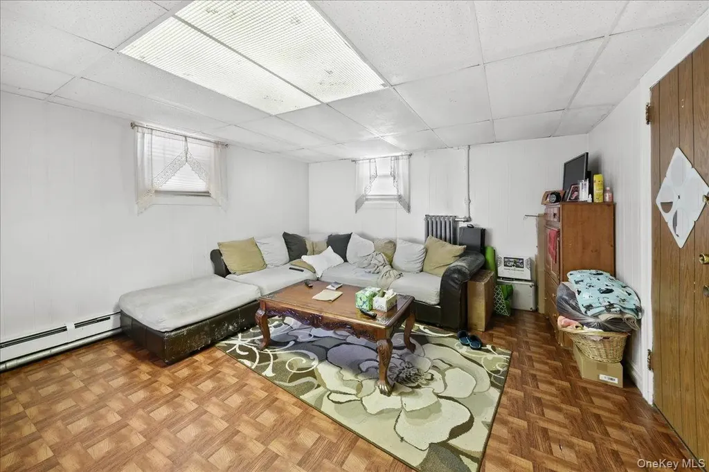 2445 Yates Avenue Bronx NY 10469