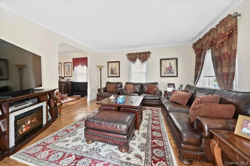 2445 Yates Avenue Bronx NY 10469