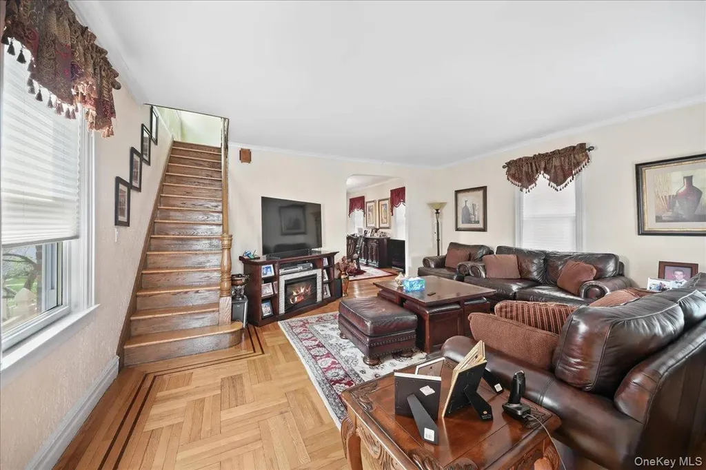 2445 Yates Avenue Bronx NY 10469