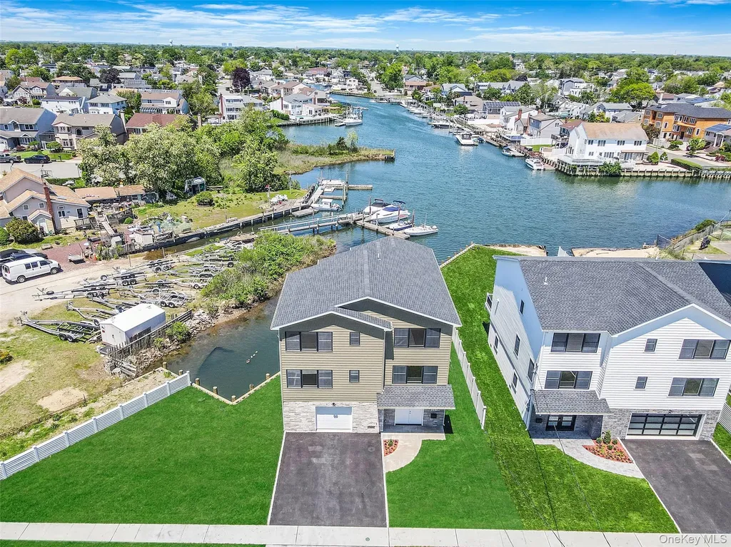 237 Mott Street Oceanside NY 11572