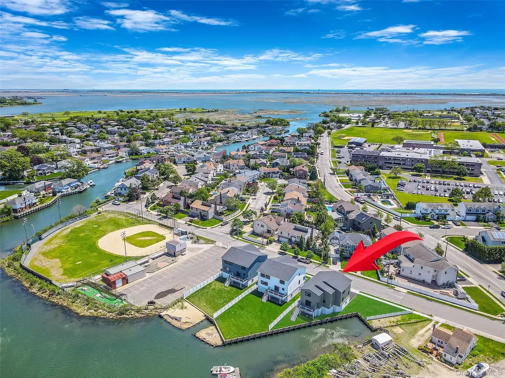 237 Mott Street Oceanside NY 11572