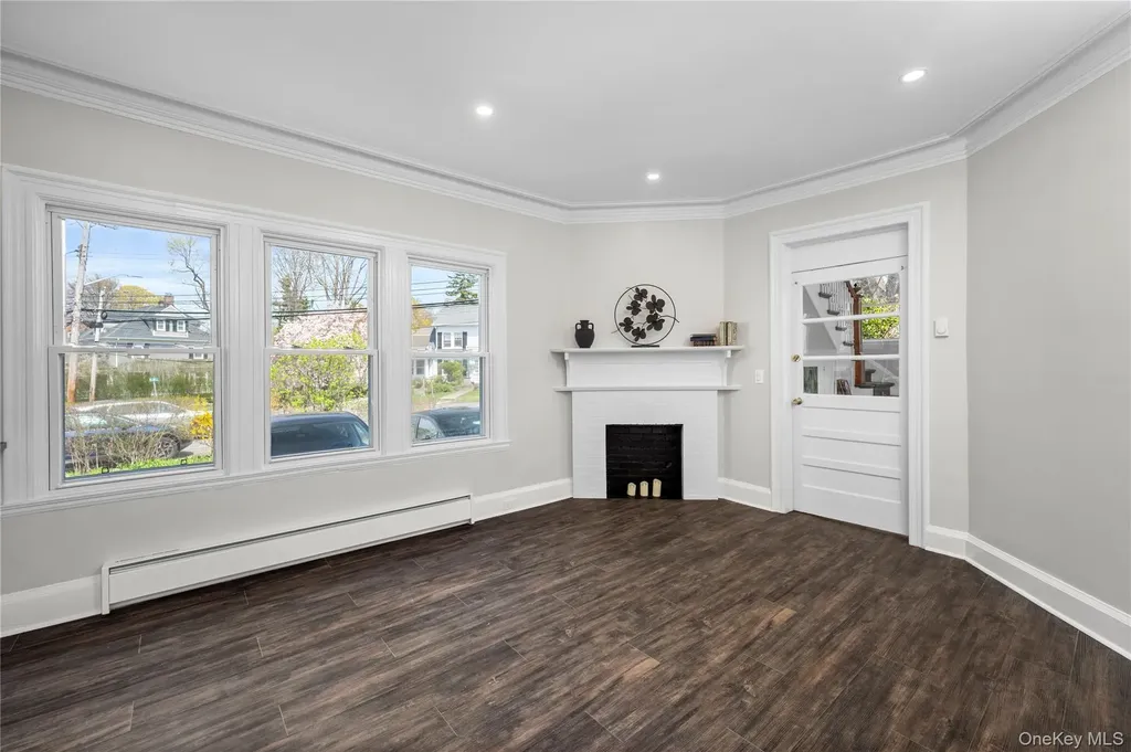 579 Broadway Hastings-on-hudson NY 10706