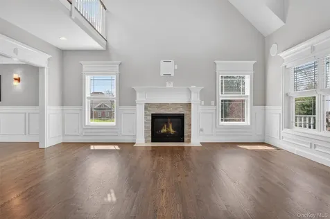 11 Country Glen Fishkill NY 12524