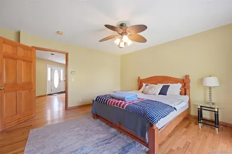 21 Huyler Drive Hyde Park NY 12538