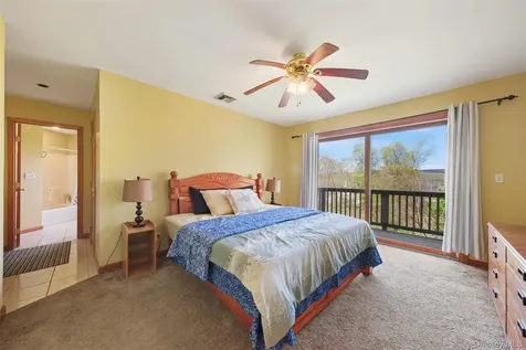 21 Huyler Drive Hyde Park NY 12538