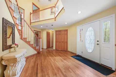 21 Huyler Drive Hyde Park NY 12538