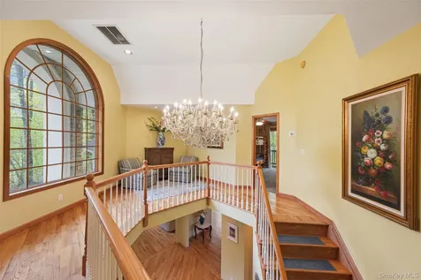 21 Huyler Drive Hyde Park NY 12538
