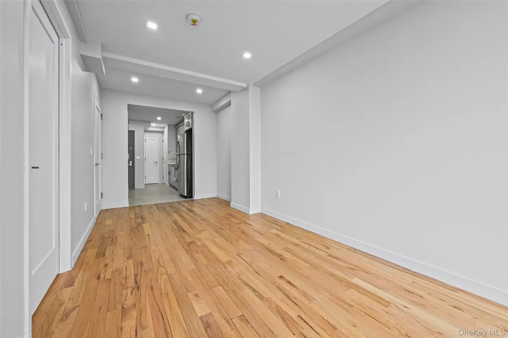 444 Graham Avenue Brooklyn NY 11211