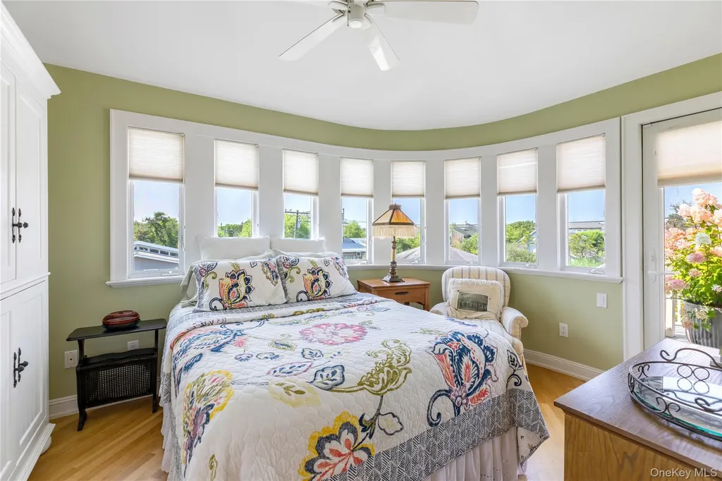 206 Broadway Saltaire NY 11706