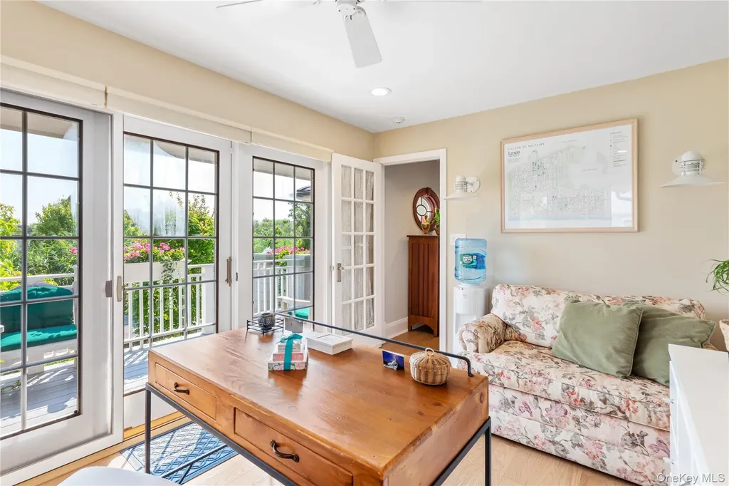 206 Broadway Saltaire NY 11706