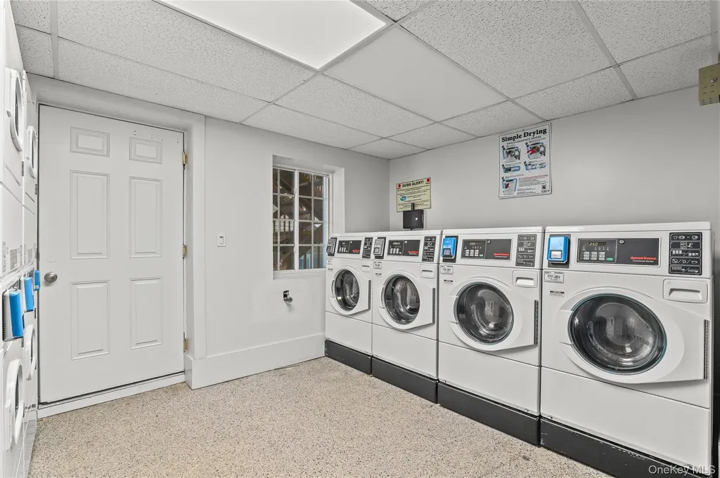 420 Fox Run Lane Carmel NY 10512