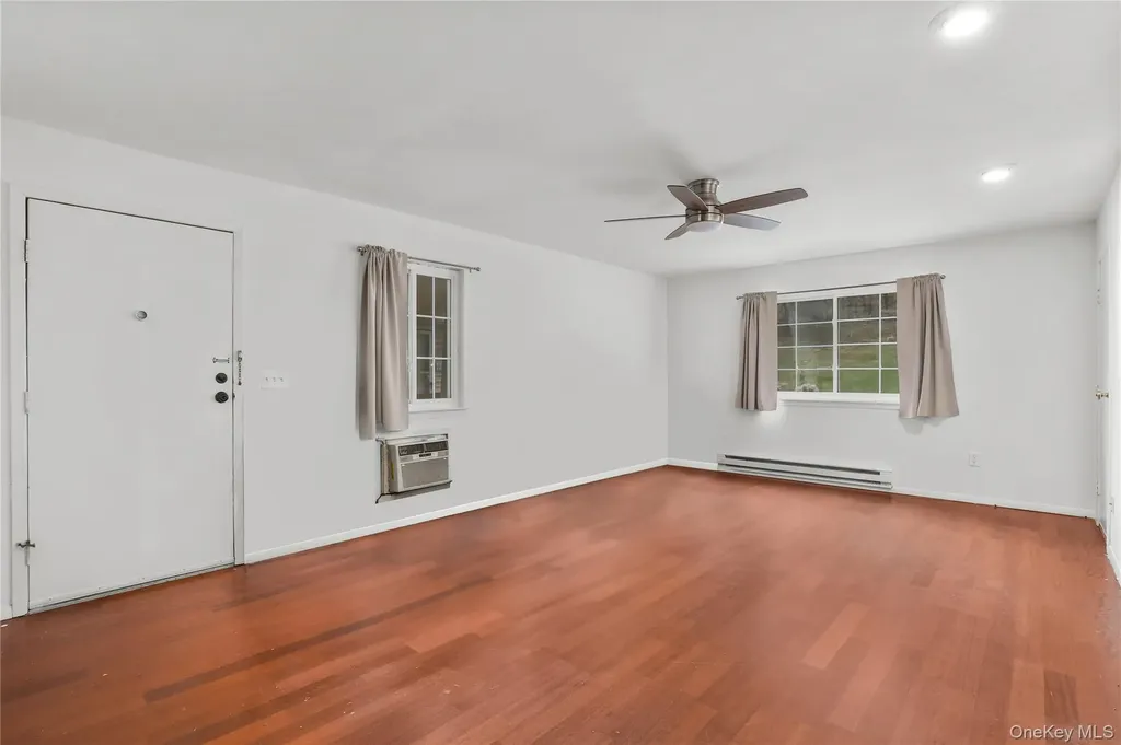 420 Fox Run Lane Carmel NY 10512