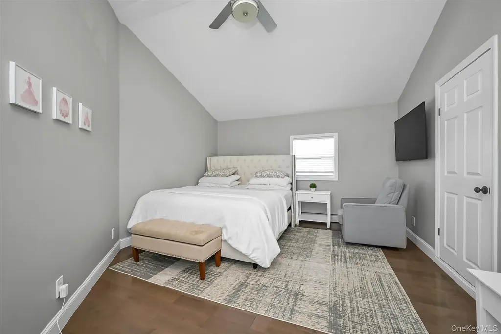187 Memphis Avenue South Floral Park NY 11001