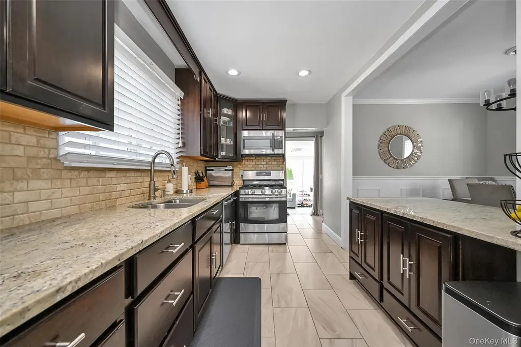 187 Memphis Avenue South Floral Park NY 11001
