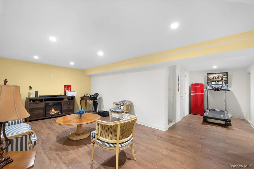 50 Marian Lane Jericho NY 11753