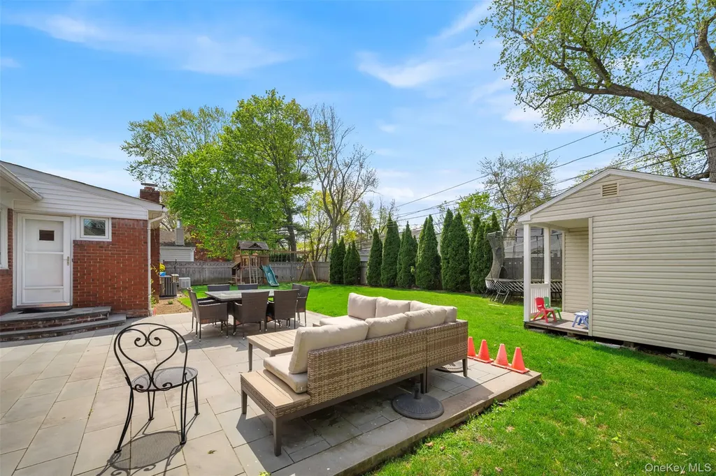 50 Marian Lane Jericho NY 11753
