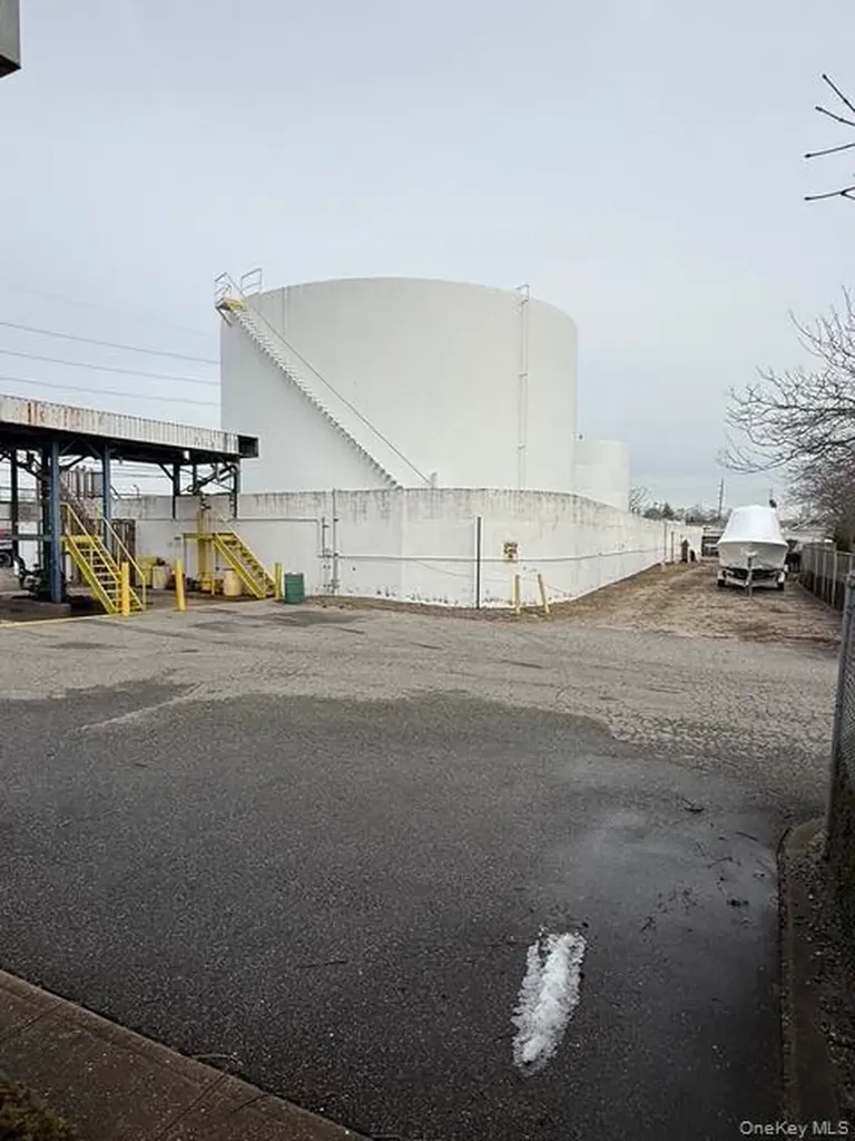 201 Union Boulevard West Islip NY 11795